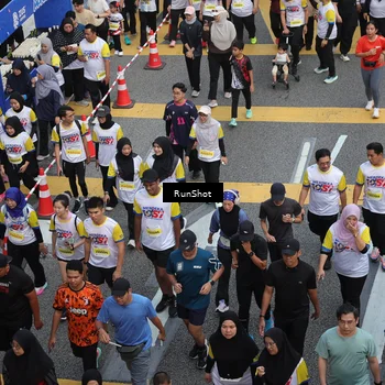 Runner Photo 4566042