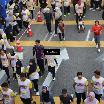 Runner Photo 4566182