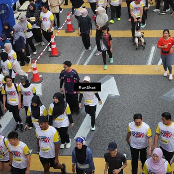 Runner Photo 4566252