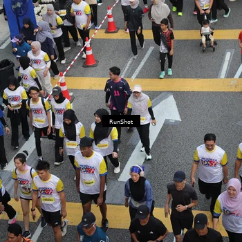Runner Photo 4566273
