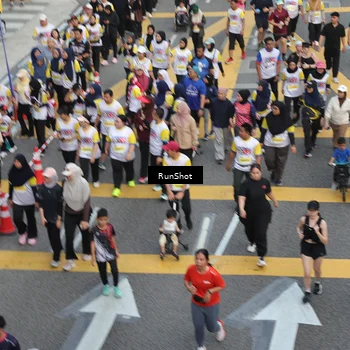 Runner Photo 4566313