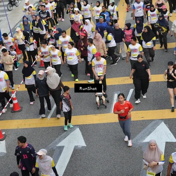 Runner Photo 4566348