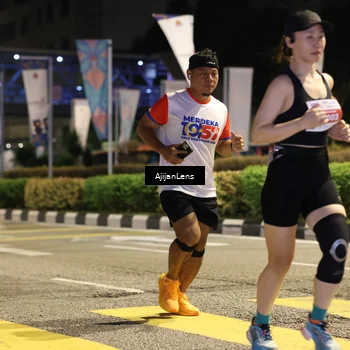 Runner Photo 4566373