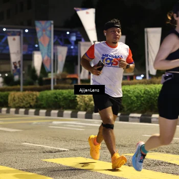 Runner Photo 4566387