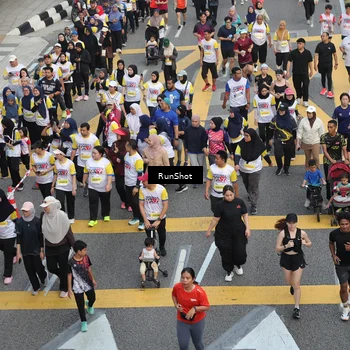 Runner Photo 4566465