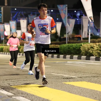 Runner Photo 4566474