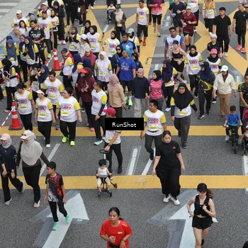 Runner Photo 4566577