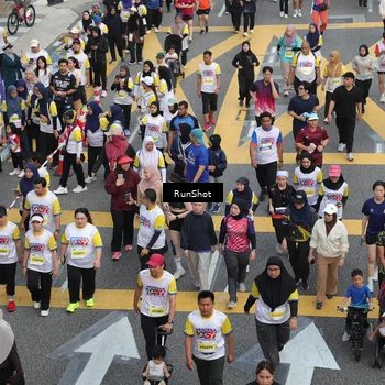 Runner Photo 4566723