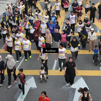 Runner Photo 4566743