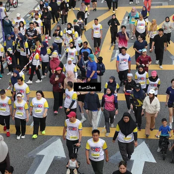 Runner Photo 4566764