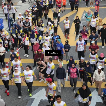 Runner Photo 4566885