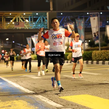 Runner Photo 4566941