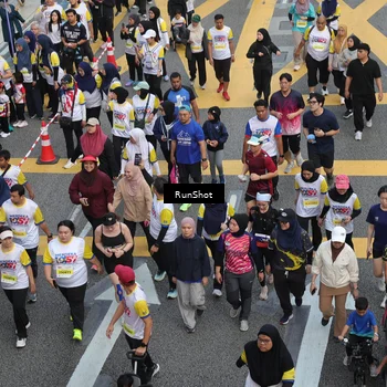 Runner Photo 4567155