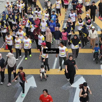 Runner Photo 4567184