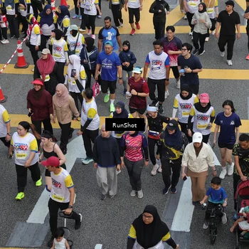 Runner Photo 4567187
