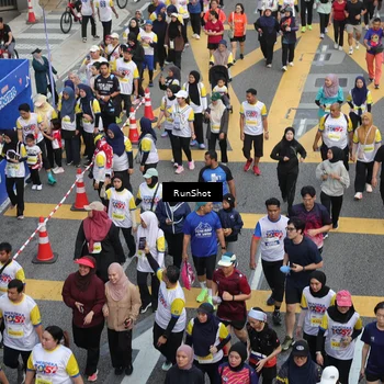 Runner Photo 4567333