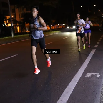 Runner Photo 4567342