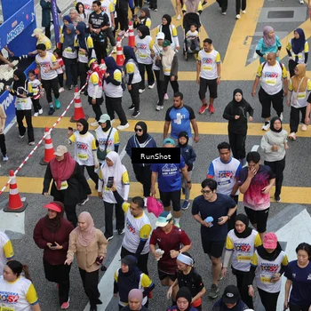 Runner Photo 4567553