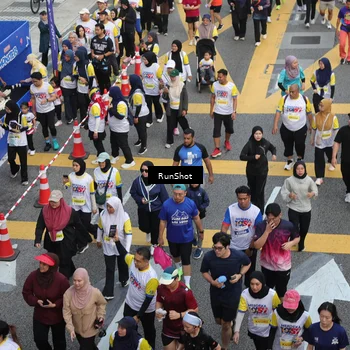 Runner Photo 4567673