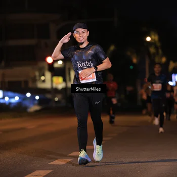 Runner Photo 4567695