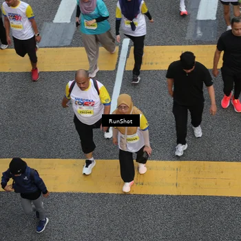Runner Photo 4567988