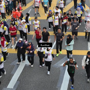 Runner Photo 4568403