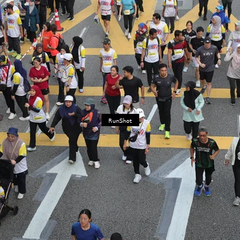 Runner Photo 4568430