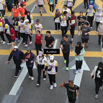 Runner Photo 4568635