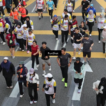 Runner Photo 4568774