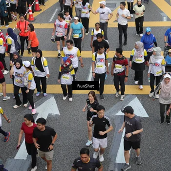 Runner Photo 4569135