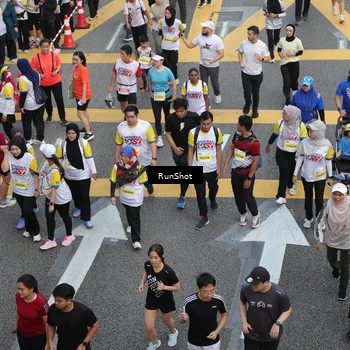 Runner Photo 4569251