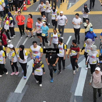 Runner Photo 4569393