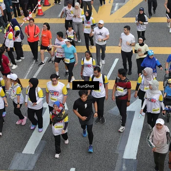 Runner Photo 4569424