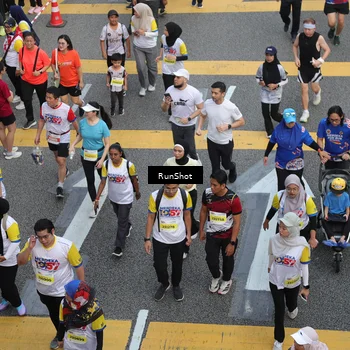 Runner Photo 4569648