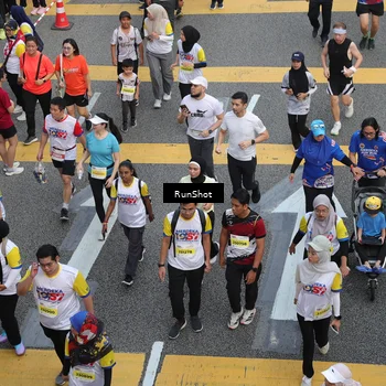 Runner Photo 4569656