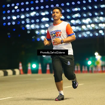 Runner Photo 4569692
