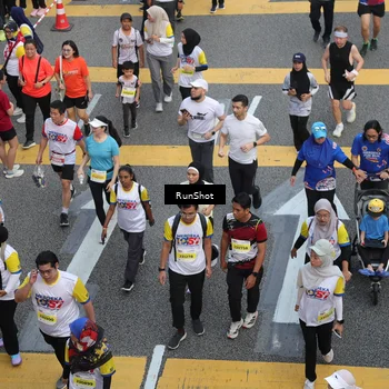 Runner Photo 4569704