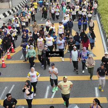 Runner Photo 4569975