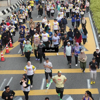 Runner Photo 4570042