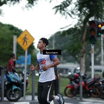 Runner Photo 4570065