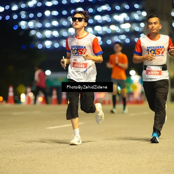 Runner Photo 4570369