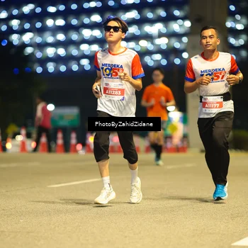Runner Photo 4570376