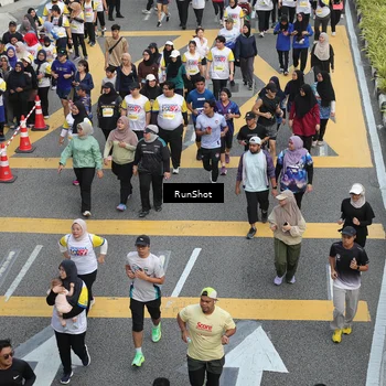 Runner Photo 4570395