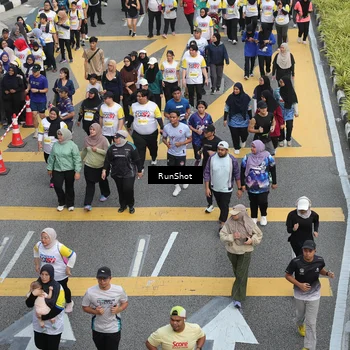 Runner Photo 4570700