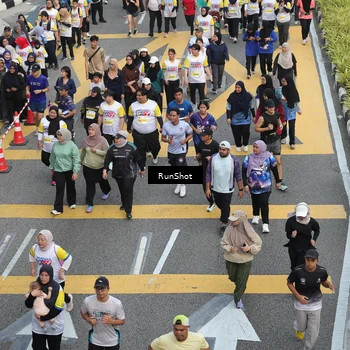 Runner Photo 4570724
