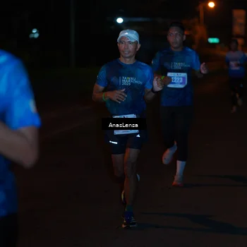 Runner Photo 4570936