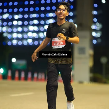 Runner Photo 4571026