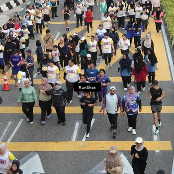 Runner Photo 4571161