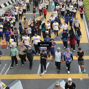 Runner Photo 4571175