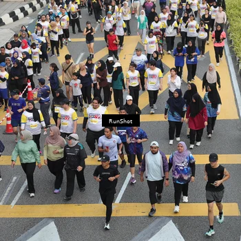 Runner Photo 4571367